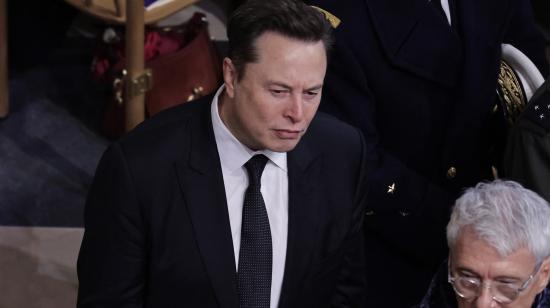 El magnate sudafricano dueño de Tesla, X y Space X, Elon Musk, quien también es cercano al presidente electo de estados Unidos, el republicano Donald Trump, en una ceremonia de reapertura de la Catedral de Notre Dame en París, Francia, el 7 de diciembre de 2024.