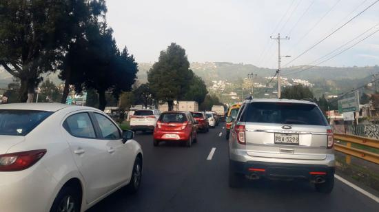 Congestión vehicular en la Autopista General Rumiñahui, este 7 de enero de 2025.