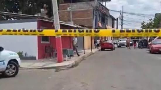 Restaurante en el sector de La Florita, Manta, donde asesinaron a cinco hombres.