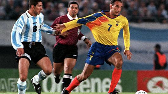 Gilson de Souza, en un partido con la selección ecuatoriana ante Argentina.