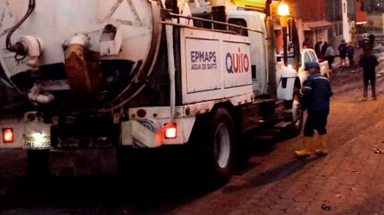 Imagen de archivo de trabajadores de la Empresa de Agua Potable de Quito.