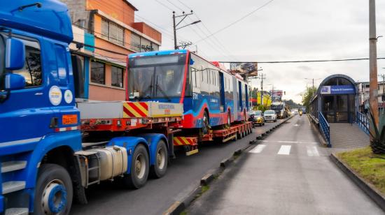 Imagen del primer trolebús eléctrico en Quito, el 17 de enero de 2025.