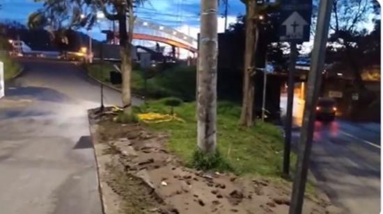 La calle Nela Martínez, en el sector del Puente 3, quedó habilitada la mañana del 9 de abril de 2025.