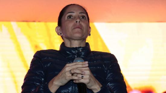 Luisa González durante su discurso del 13 de abril en que desconoce su derrota en la segunda vuela elecoral.