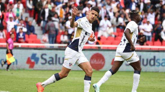 Álex Arce, de Liga de Quito, celebra un gol ante El Nacional en la Fecha 11 de la LigaPro, el sábado 3 de mayo de 2025.