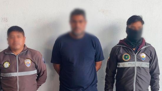 Cabecilla de Los Tiguerones detenido en el Valle de Los Chillos, en el suroriente de Quito, este 14 de mayo de 2025.