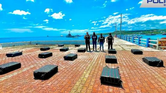La Policía informó este 4 de junio de 2025 que la droga decomisada en Galápagos está valorada en cerda de USD 50 millones en Europa.