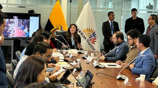 La Comisión de Desarrollo Económico se reunió el 4 de junio de 2025 para empezar el tratamiento de la reforma al sistema de Contratación Pública.