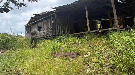 Militares ejecutan un operativo en el sector de Tobar Donoso, en octubre de 2026.