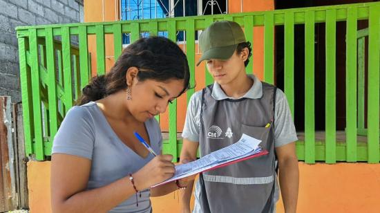 Quienes fueron sorteados como miembros de las Juntas Receptoras del Voto por el CNE continúan siendo notificados para que tomen las capacitaciones.