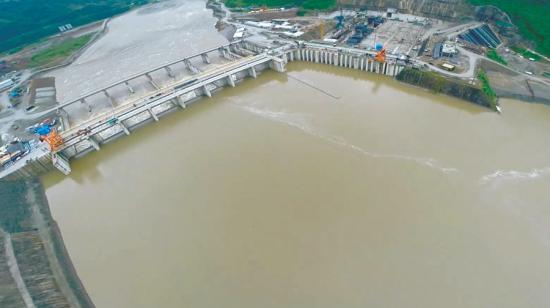 Vista panorámica de la hidroeléctrica más grande de Ecuador, Coca Codo Sinclair