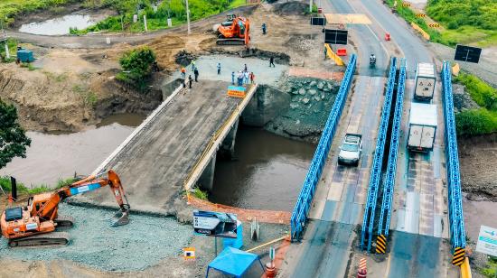 El cierre temporal en la vía Puerto Inca - Naranjal en Guayas, por montaje de vigas del nuevo Puente Delta en Churute, está previsto para este domingo 25 de octubre de 2026.