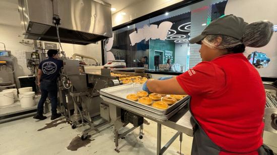 Local de la cadena de donas Krispy Kreme en Quito, en septiembre de 2026.