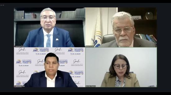 El CNE tomó la decisión de denunciar al candidato Marlon Pasquel el 26 de octubre de 2026 en sesión virtual.