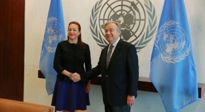 Reunión de la excanciller María Fernanda Espinosa con el secretario de la Onu, en junio de 2017.