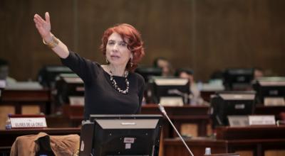 La exlegisladora María Augusta Calle durante un debate en el Pleno de la Asamblea.