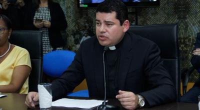 El presidente del Consejo de Participación, el sacerdote José Carlos Tuárez.