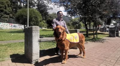 Gabriel y Berlín en el parque La Isla , en Quito