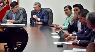 El Alcalde Jorge Yunda se reunió con autoridades del Ministerio de Obras Públicas. 