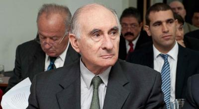 El expresidente Fernando de la Rúa murió en un centro médico de Buenos Aires. 