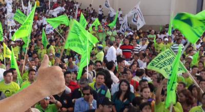 Acto de campaña electoral en noviembre de Alianza PAIS en 2013.