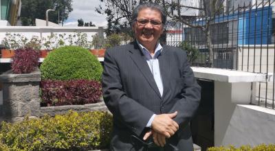 Mauricio Echeverría es catedrático en la Universidad San Francisco y experto en políticas de salud pública.