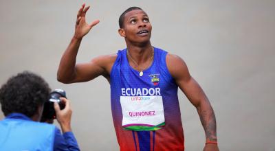 El velocista Álex Quiñónez ganó la medalla de oro en la final de los 200 metros de Atletismo en Perú.