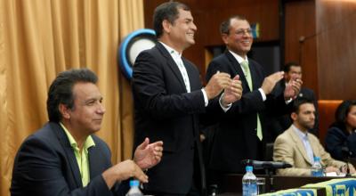 Lenín Moreno, Rafael Correa y Jorge Glas durante la inscripción del binomio Correa-Glas, el 12 de noviembre del 2012.