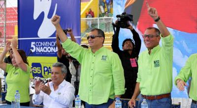 Doris Solíz, Lenín Moreno, Rafael Correa y Jorge Glas en la Quinta Convención del movimiento oficialista.