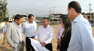 Raúl Delgado, alcalde de Paute y presidente de la AME, expresa que tienen pendiente reunirse con el Ministerio de Finanzas para contabilizar la deuda total del Gobierno con los municipios. 