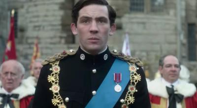 Josh O'connor interpreta al Príncipe Carlos en la tercera temporada de 'The Crown'. También lo hará en la cuarta.