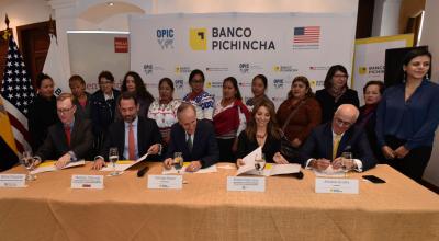 Banco Pichincha accedió a financiamiento de OPIC y Wells Fargo.