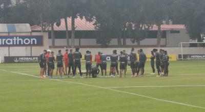 Los 'albos' se preparan para enfrentar a Universidad Católica de cara al partido de ida de cuartos de final de LigaPro. 