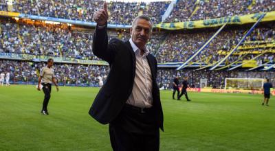 Fotografía del entrenador argentino en la Bombonera cuando dirigía a Boca Juniors.