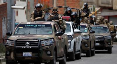 Los militares también patrullan en cooperación con la policía.