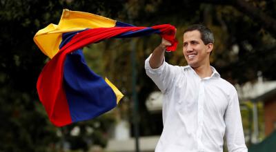 El líder de la oposición venezolana, Juan Guaidó, apoyó no participar en los comicios legislativos. En la imagen aparece en una marcha celebrada en noviembre de 2019.