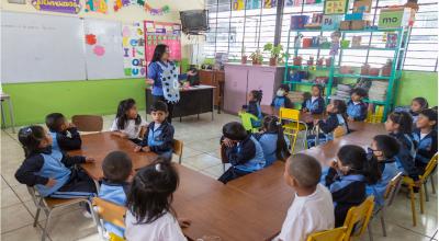 Desde el 16 de marzo se habilitó un portal educativo de reforzamiento escolar. Las clases fueron suspendidas debido al brote de coronavirus en el país. 