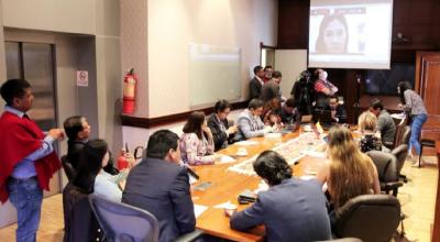 Los jefes de bancada de la Asamblea se reunieron con la ministra de Salud, Catalina Andramuño, por videoconferencia el 16 de marzo de 2020.