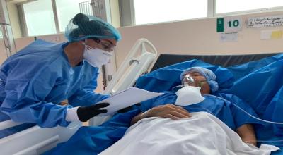 Imagen referencial de un paciente de Covid-19, tratado en un hospital del IESS, el 25 de mayo. 