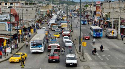 Vista panorámica de la zona conocida como la Entrada de la 8, al noroeste de Guayaquil, el 20 de mayo. 