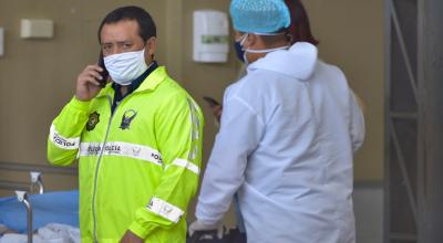 Daniel Salcedo, investigado por la Fiscalía, se encuentra internado en el hospital del Suburbio de Guayaquil bajo vigilancia policial, el 10 de junio. 