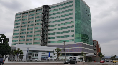 Fachada del edificio Quo, ubicado al norte de Guayaquil.