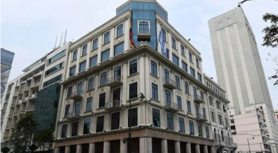 Imagen referencial del edificio de la Prefectura del Guayas, en el Malecón de Guayaquil.