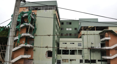 El edificio abandonado del hospital Rafael Rodríguez de Manta este 30 de julio de 2020.