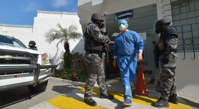 La incursión de la Policía el pasado 16 de junio de 2020 en el hospital básico de Durán del IESS.