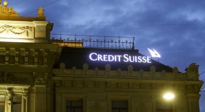 Logo del Credit Suiss en su matriz en Zúrich, en junio de 2020. 