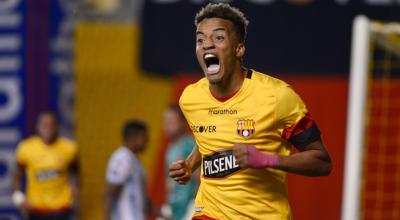 El jugador de Barcelona, Byron Castillo, celebra su gol frente al Guayaquil City en el estadio Monumental, por la Fecha 12 de la LigaPro, el miércoles 9 de diciembre de 2020.