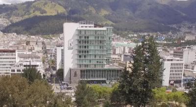 Una vista panorámica del edificio matriz del IESS, en el centronorte de Quito, el 11 de diciembre de 2020.