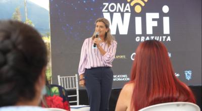 La gerente de CNT, Martha Moncayo, durante un evento en Antonio Ante, en marzo de 2021.