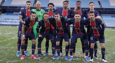 El equipo del PSG, en la foto previo al encuentro con el Manchester City, por las semifinales de la Champions League, el 4 de mayo de 2021.